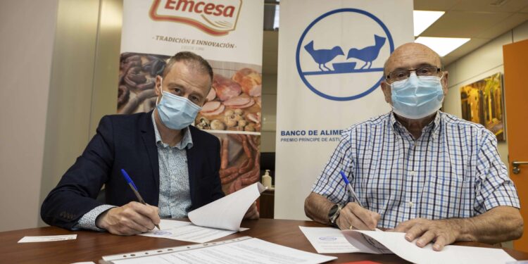 Foto de Emcesa firma un acuerdo anual con el Banco de Alimentos